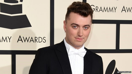 Ca sĩ Sam Smith.